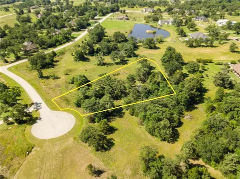 9983 Chelsea Dr, Iola, TX 77861