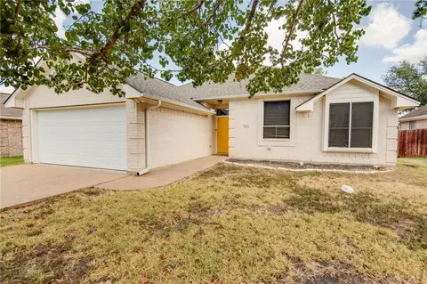 3739 Chantal Cir, College Station, TX 77845