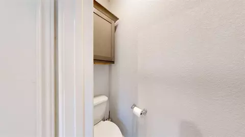 Bath - 5236 Montague Loop, Bryan, TX 77807 photo 5 of 7