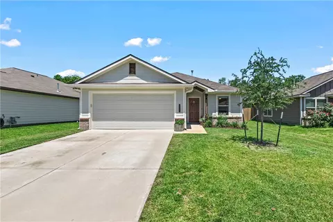 2117 Heritage Meadow Ln, Bryan, TX 77803