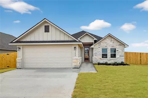 200 Orchard Cv, Snook, TX 77878