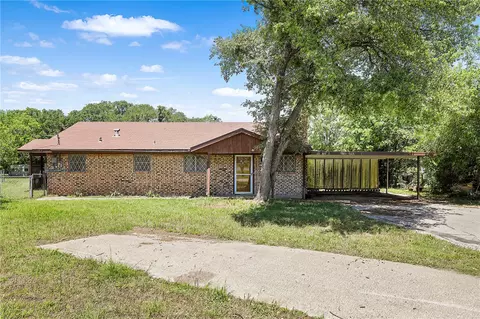 2618 Stevens Dr, Bryan, TX 77803 photo 2