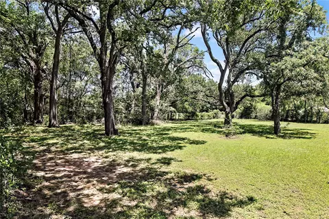 2618 Stevens Dr, Bryan, TX 77803 photo 3