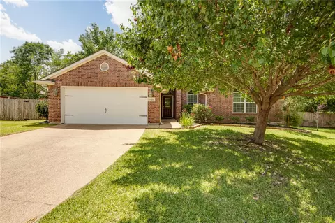 4402 Spring Branch Ct, College Station, TX 77845