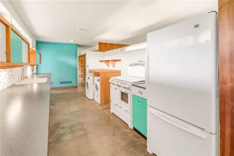 Other - 304 Crescent Dr, Bryan, TX 77801 photo 2 of 10