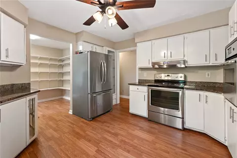 8810 Jackrabbit Ln, Bryan, TX 77808 photo 13