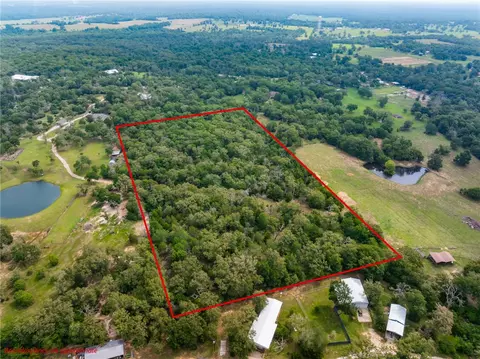 8810 Jackrabbit Ln, Bryan, TX 77808 photo 3