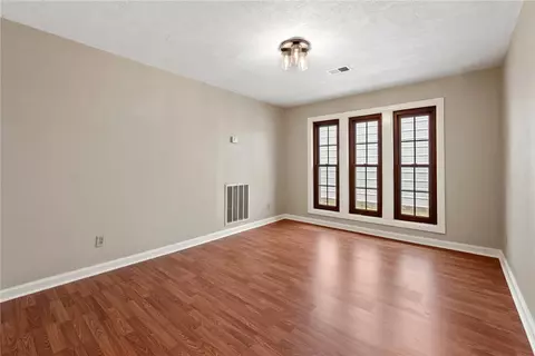 8810 Jackrabbit Ln, Bryan, TX 77808 photo 9