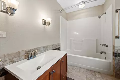 8810 Jackrabbit Ln, Bryan, TX 77808 photo 18