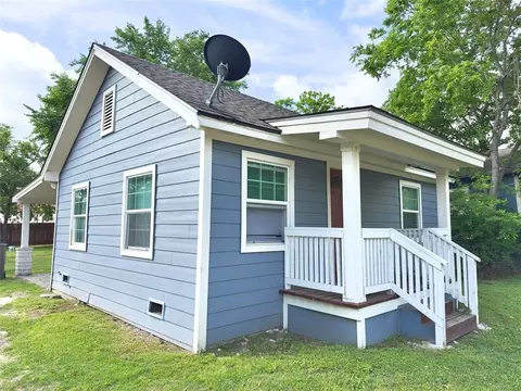 409 Mcculloch St, Bryan, TX 77803 photo 1
