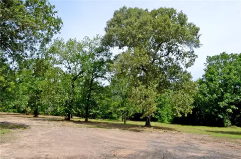 2182 Apache Dr, Montgomery, TX 77316 photo 29