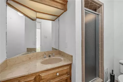 Bath - 2430 E Briargate Dr, Bryan, TX 77802 photo 4 of 4