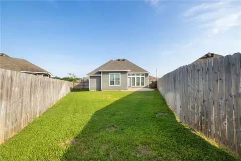 2099 Positano Loop, Bryan, TX 77808 photo 35