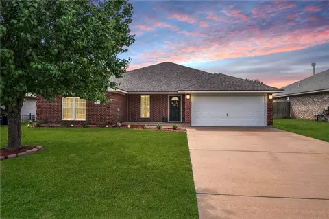 1212 Portsmouth Ct, College Station, TX 77845