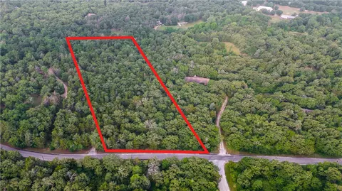 12800 Hunters Creek Rd, College Station, TX 77845
