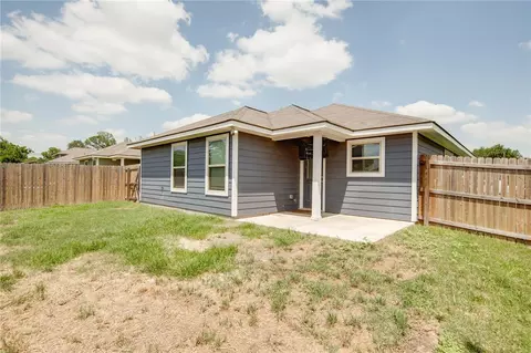 Exterior - 1908 Basil Ct, Bryan, TX 77801 photo 5 of 5