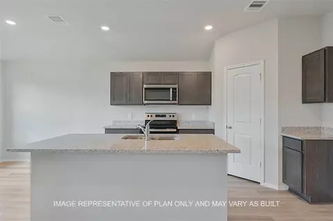2300 Jeter Dr, Bryan, TX 77807 photo 2