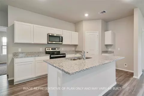 2314 Jeter Dr, Bryan, TX 77807 photo 2