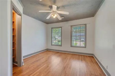 1300 Hoppess St, Bryan, TX 77802 photo 19