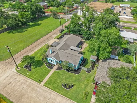 1300 Hoppess St, Bryan, TX 77802 photo 40
