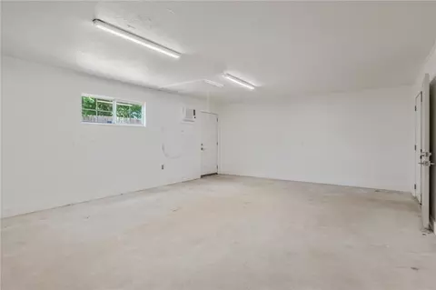 1300 Hoppess St, Bryan, TX 77802 photo 37