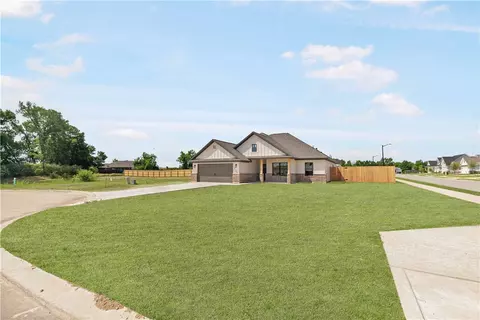 2105 Joppi Ct, Bryan, TX 77807