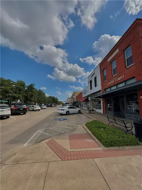 708 N Washington Ave, Bryan, TX 77803 photo 10