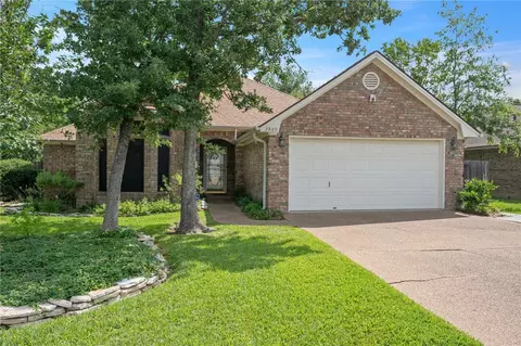 2809 Arroyo Ct N, College Station, TX 77845