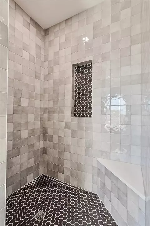 Bath - 2803 Spector Dr, Bryan, TX 77808 photo 4 of 5