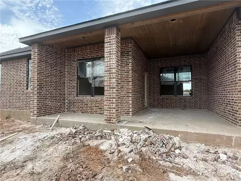 Exterior - 2803 Spector Dr, Bryan, TX 77808 photo 3 of 4