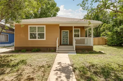 811 Travis St, Bryan, TX 77803