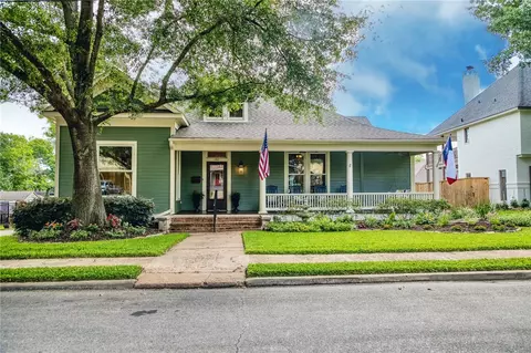 402 Ross, Brenham, TX 77833