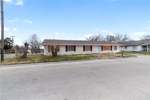 900 Columbus Ave, Bryan, TX 77803