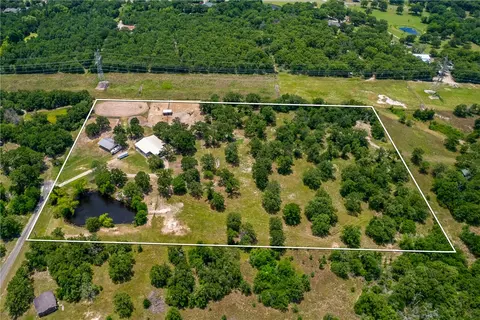 15303 Autumn Oaks Ln, Iola, TX 77861