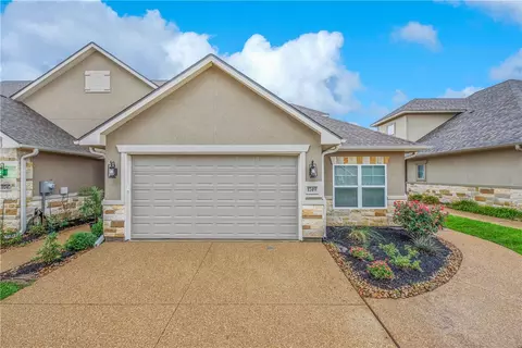 1749 Dakota Ln, College Station, TX 77845