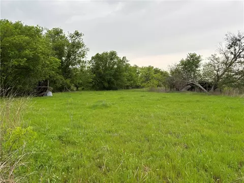 11151 E Fm 485, Cameron, TX 76520 photo 2