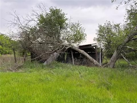 11151 E Fm 485, Cameron, TX 76520 photo 4