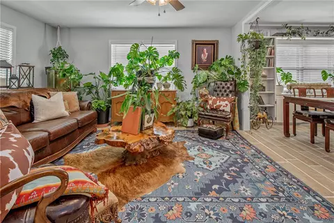 905 Jane Ln, Bryan, TX 77802 photo 8
