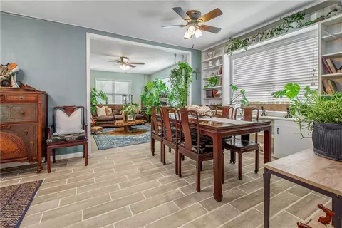 905 Jane Ln, Bryan, TX 77802 photo 11