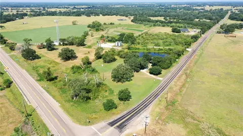 2095 Fm 1452 W, Madisonville, TX 77864