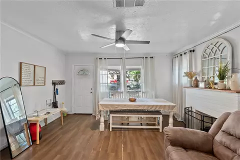 203 Pierce St, Bryan, TX 77803 photo 7