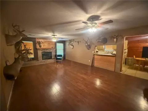 7704 Deer Trail Dr, Bryan, TX 77807 photo 6