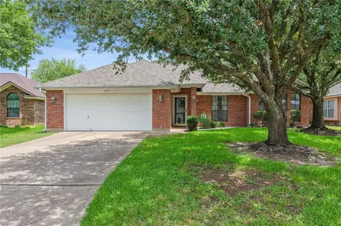 3717 Brighton Drive Dr, Bryan, TX 77802