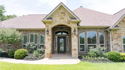 4018 Arboleda Dr, College Station, TX 77845