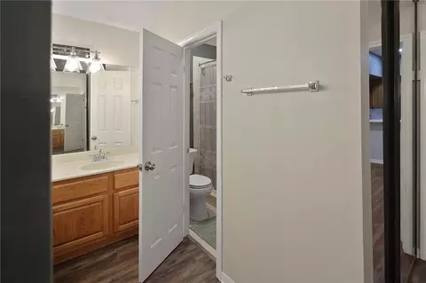 Bath - 4108 Brompton Ln, Bryan, TX 77802 photo 2 of 2