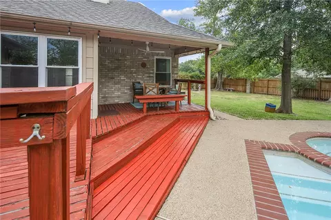 Exterior - 4108 Brompton Ln, Bryan, TX 77802 photo 10 of 15