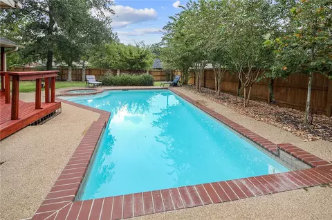 Exterior - 4108 Brompton Ln, Bryan, TX 77802 photo 7 of 15