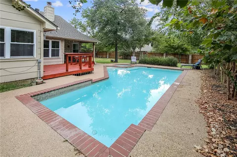Exterior - 4108 Brompton Ln, Bryan, TX 77802 photo 6 of 15