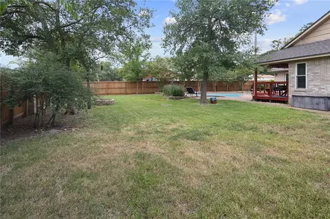 Exterior - 4108 Brompton Ln, Bryan, TX 77802 photo 13 of 15