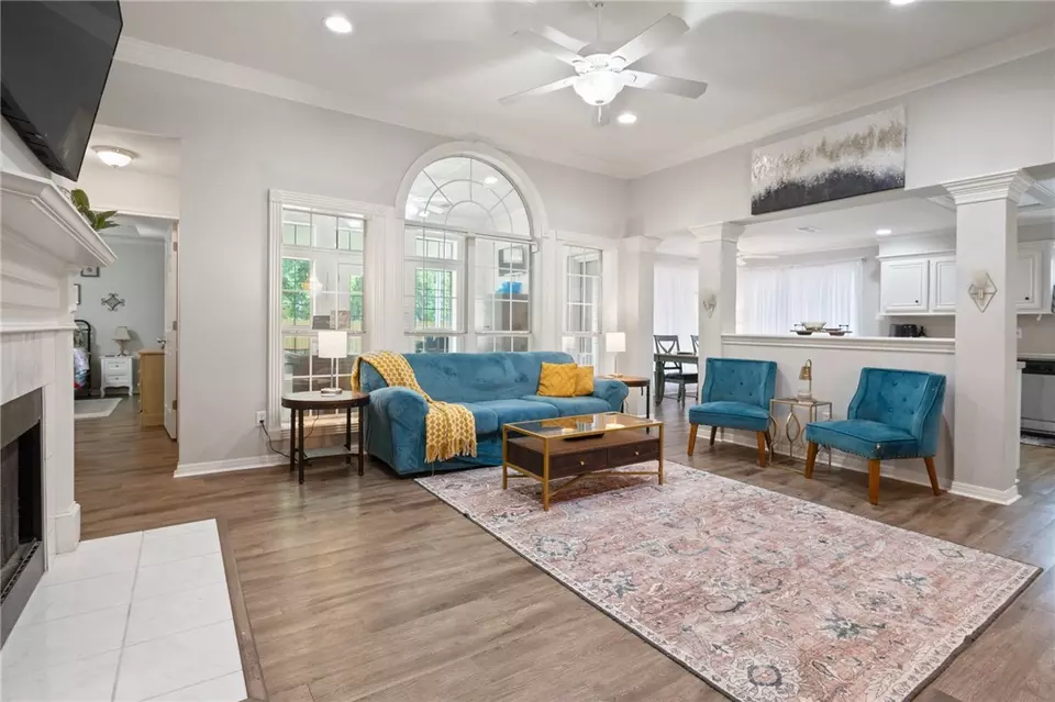 Living - 2903 Meadowbrook Ct, College Station, TX 77845 photo 1 of 1